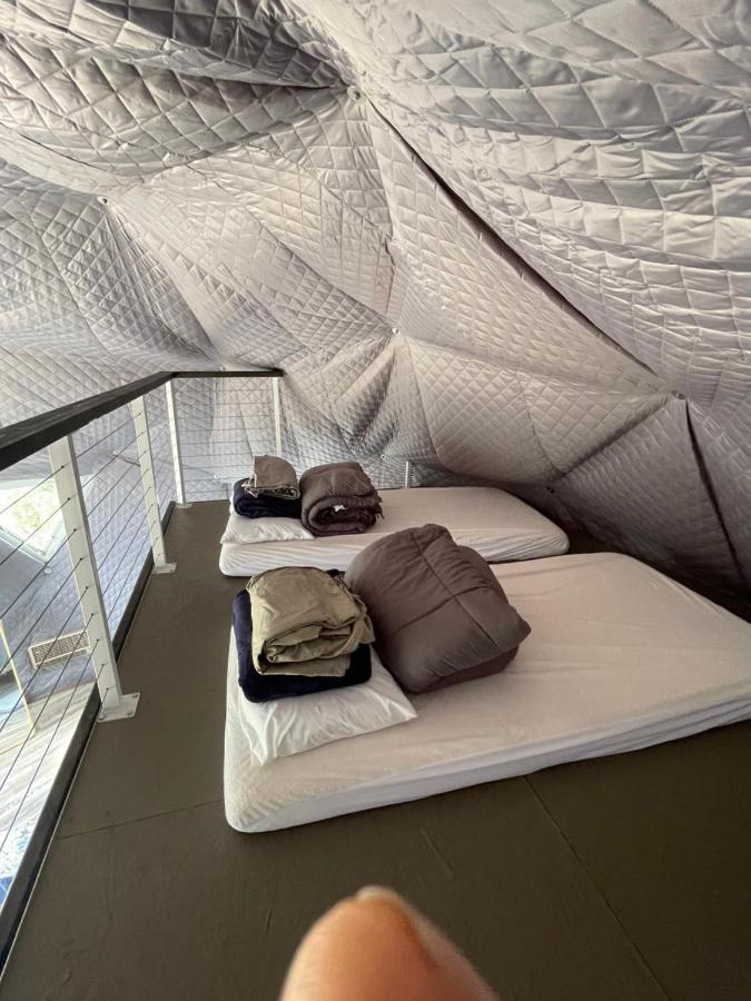 Canyon Rim Domes - A Luxury Glamping Experience!! Monticello Bagian luar foto